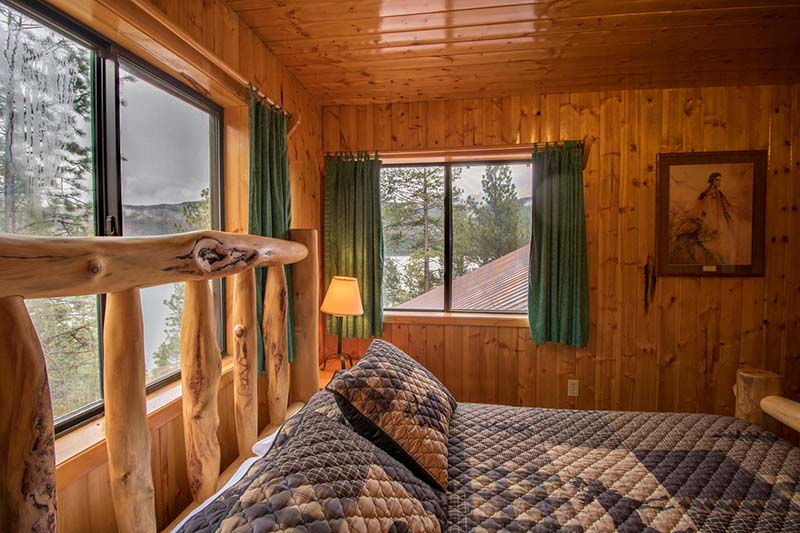 Cabin 12 bedroom