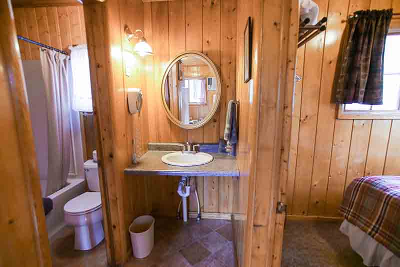 Cabin 18 bathroom.