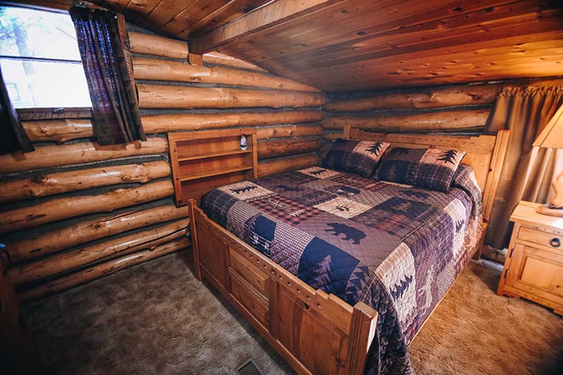 Cabin 27 bedroom.
