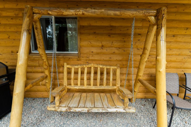 Cabin 35 wooden swing